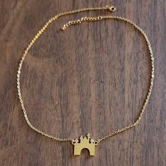 Jewelry - Gold Castle Necklace